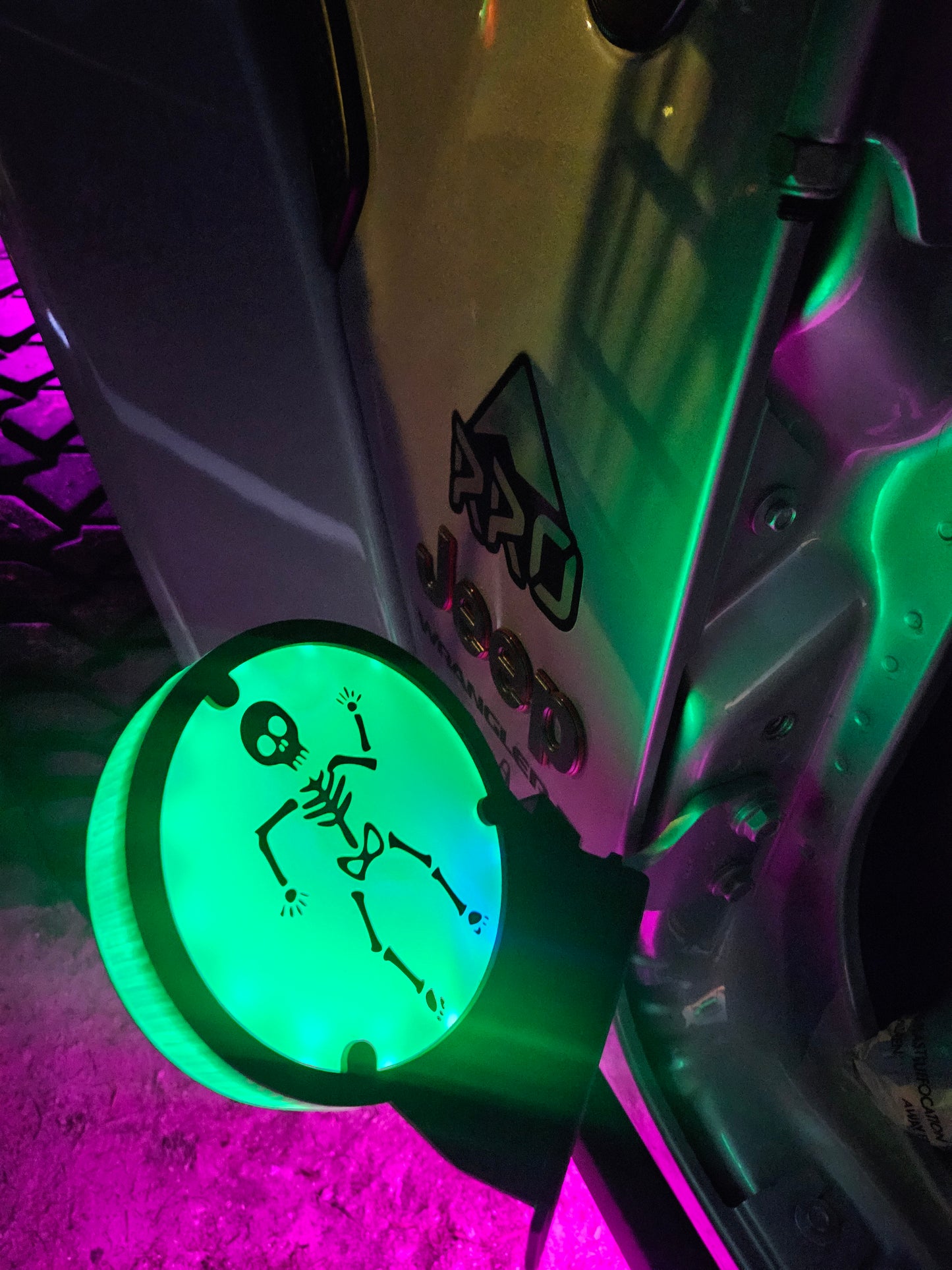 Glow Pegs (Driver & Passeger)